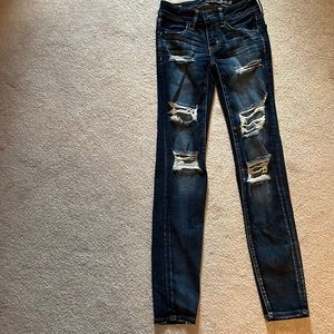 American Eagle ripped super low, super stretch jogging.  Excellent condition.